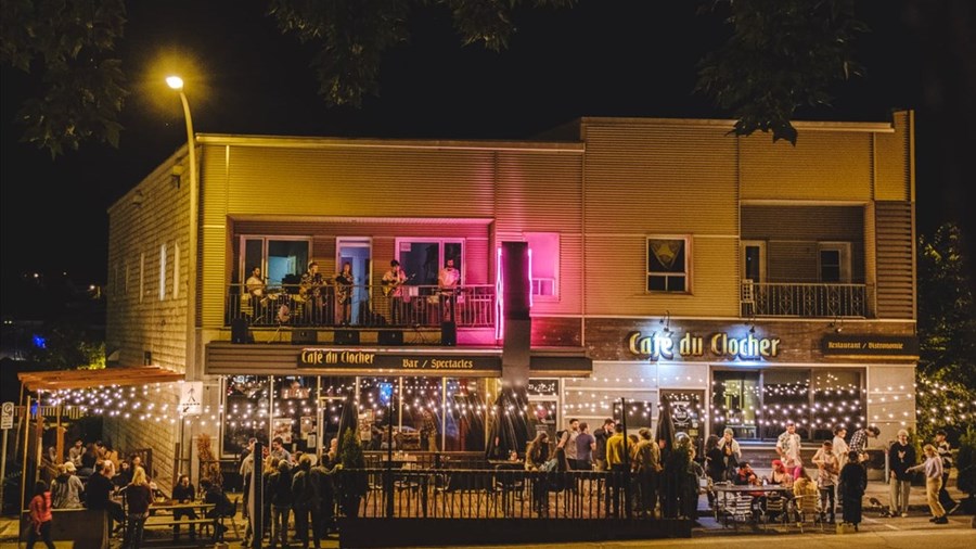 Le Café du Clocher sacré Salle de spectacle de l'année