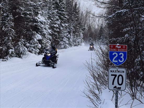 Le Club de motoneigistes Lac-Saint-Jean freiné par la perte de droits de passage 