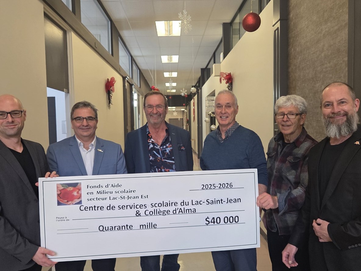 Un don historique pour venir en aide aux étudiants et aux élèves