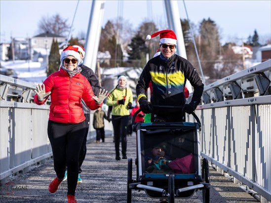 Le Jogging du Père Noël bat son plein à Alma
