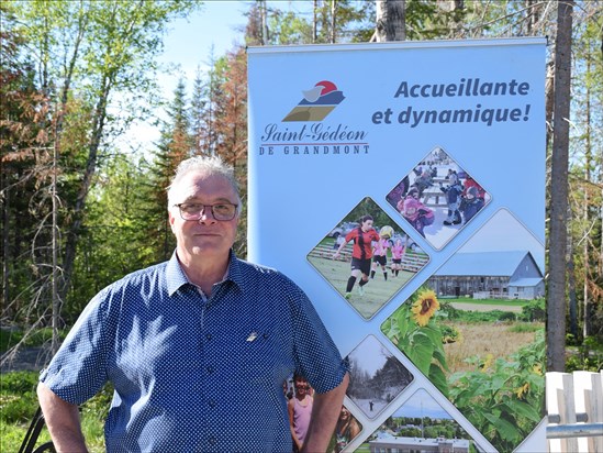 Émile Hudon souhaite y rester pour terminer le travail
