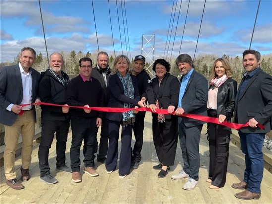 Inauguration de la passerelle de la rivière Ashuapmushuan