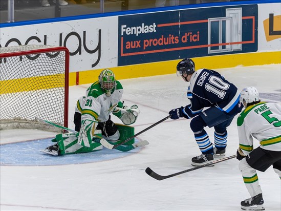 Victoire de Sags , 9 à 3 contre Val-d’Or