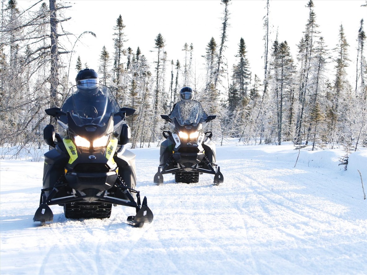 Une motoneigiste perd la vie dans un accident à Labrecque