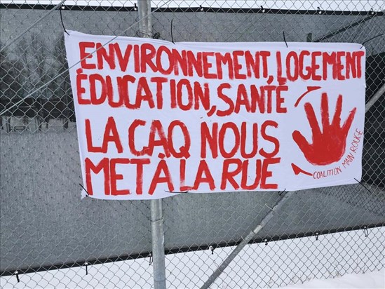 La Coalition Main rouge à Alma pour dénoncer les politiques d’austérité