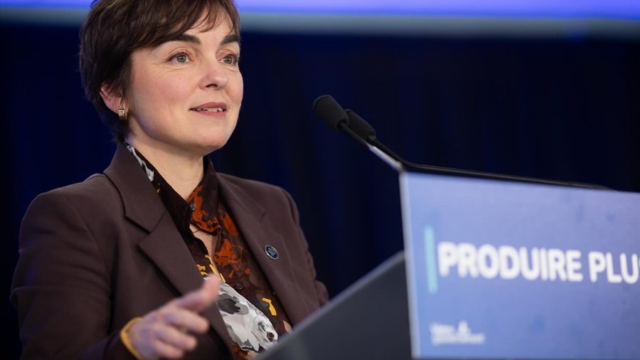 Christine Fréchette garantit l’avenir des centrales de Domtar 