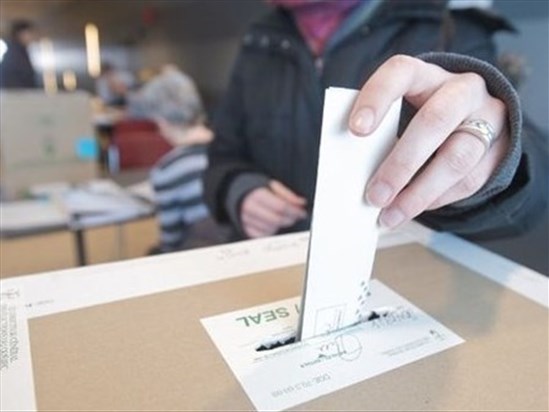 Le Parti québécois largement en tête selon les premiers résultats