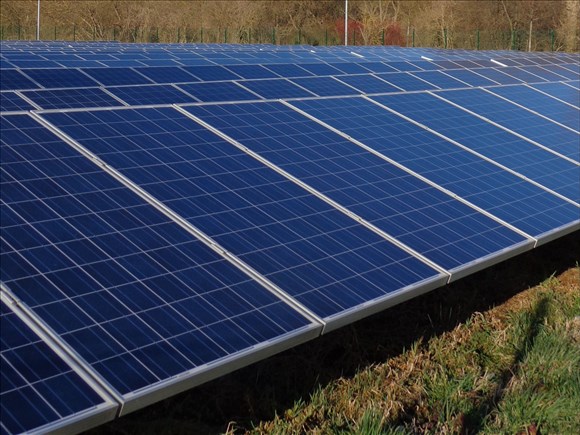 Neuf projets solaires de la région passent la première étape
