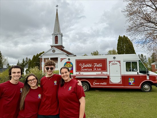 Un foodtruck estival voit le jour au restaurant Le Saint Crème 