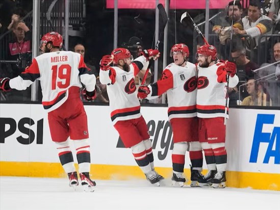 Les Hurricanes de la Caroline champions de la Coupe Stanley
