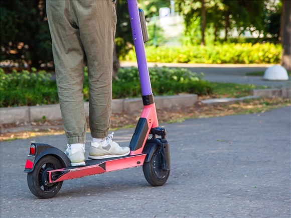 Québec modifie ses règles sur les trottinettes électriques