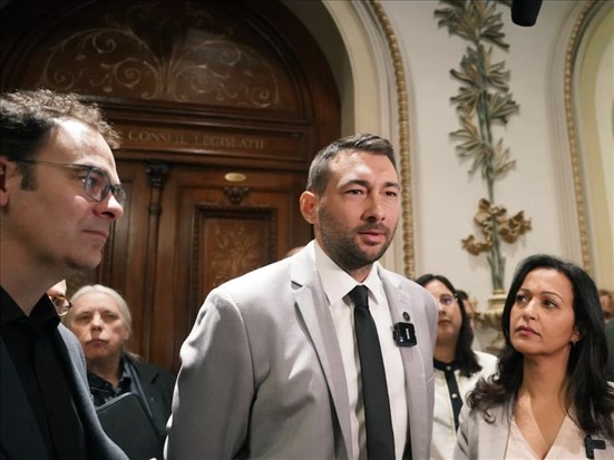 Québec solidaire veut encadrer davantage les fouilles à nue à la DPJ